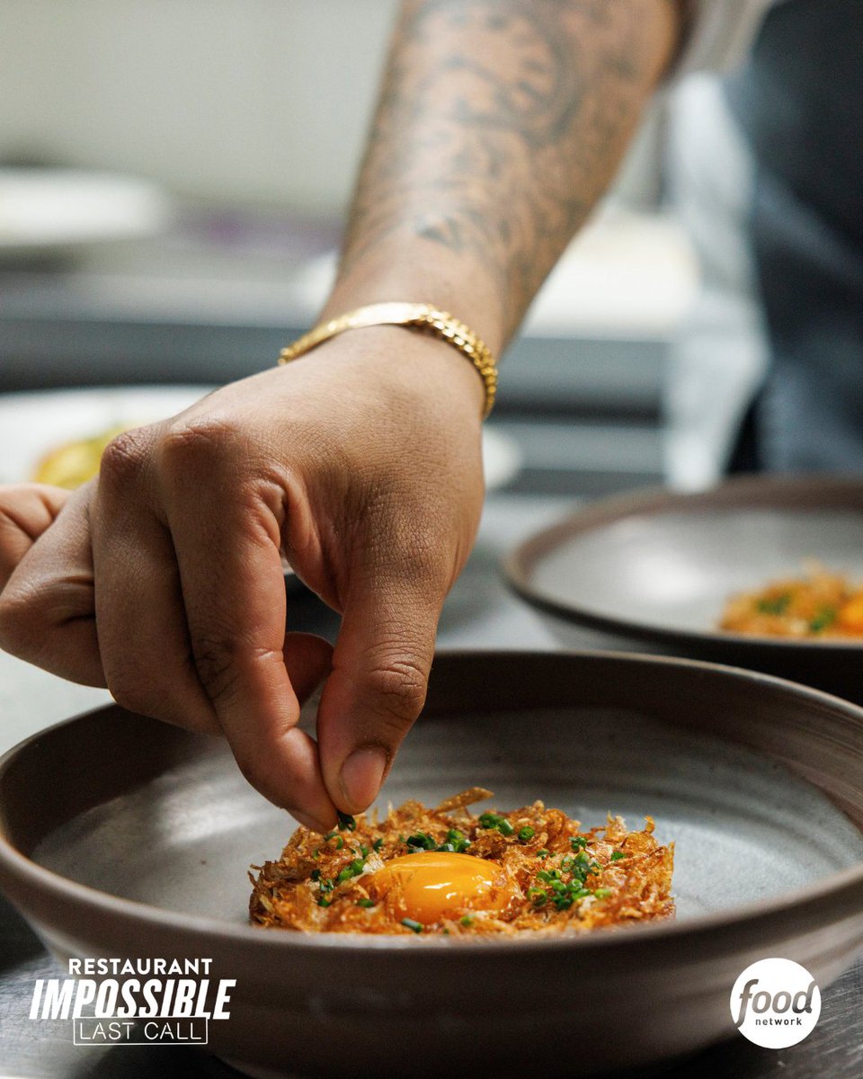 City_tv's tweet photo. The clock is ticking to get another restaurant back on track. 🔥

Watch an all-new #RestaurantImpossibleLastCall TONIGHT at 8/7c on Food Network, or stream it on Citytv+ https://t.co/z7RdLgnhMm