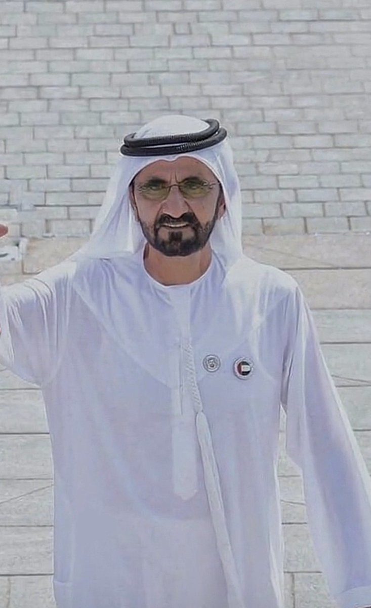 omreem2002's tweet photo. مهندس الطموح: "محمد بن راشد.. بو راشد، قائد يلهم الجيل بعد الجيل، ويصنع من الشغف والعمل نموذجاً عالمياً للقيادة والريادة."♥️ https://t.co/LTK6dozeDT