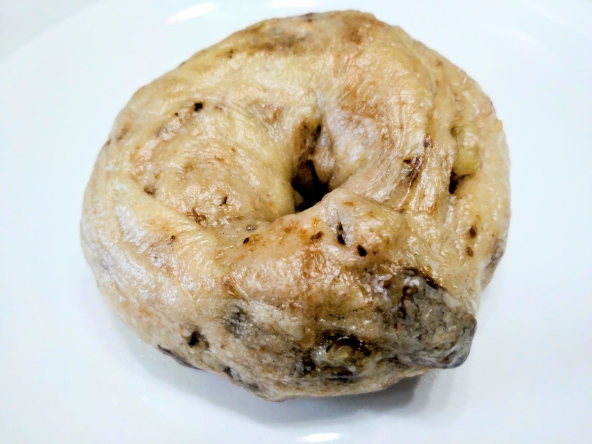 moriharu0's tweet photo. 2026年8月2日(日)

「パン屋 paysan（ペイザン）」へ
ナビに従うも
え？
本当に？
と不安になりつつ
駐車場到着
隠れ家的パン屋さん、
期待大！

購入したのは
クレセントソルト(塩パン)
黒糖パン
ベーグルくるみ

全部美味しかった
リピートしたい

#paysan
#ペイザン
#しまなみ海道
#大島
#おおしま https://t.co/z1opyarQQp