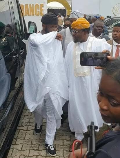 AOEgbedun's tweet photo. @STinubu, I commend your exemplary conduct, humility, and commitment to a greater Nigeria. Your ability to build bridges, inspire young people, and remain a dependable ally in the pursuit of progress is truly commendable. Thank you for your unwavering support, steadfast leadership, and dedication to the ideals of unity and development.
May God continue to strengthen and guide you to even greater heights.
