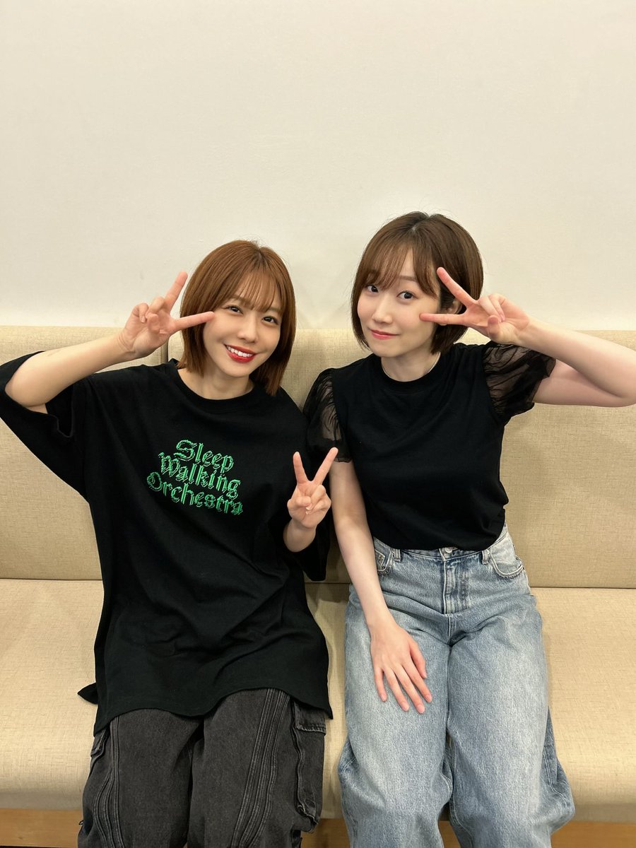 AzusaTadokoro's tweet photo. 愛美さんとのツーマンライブの
ゲネも無事に終わりまして、
あとは本番を残すのみっっ！！

今回は愛美さんのバンドメンバーのみなさまに私の楽曲も演奏していただきます✨
心強いっ☺️🎶

チケットはこちら🎫
https://t.co/gLdxmIqGrt

(あずさ)
#愛美_2MANLIVE_A_GAME https://t.co/CByCYtEZfh