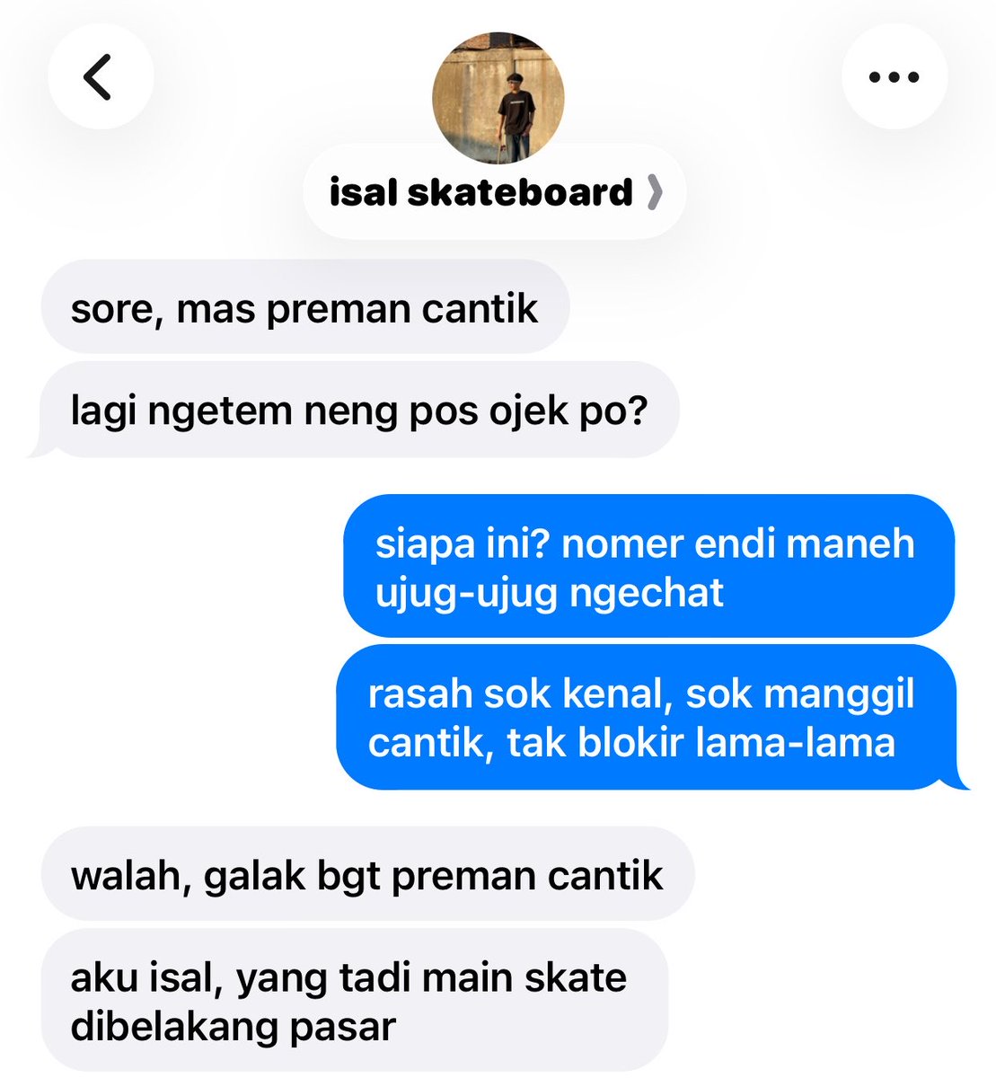 bambiecst's tweet photo. #mengmiong — usaha si anak skate ngedeketin preman cantik https://t.co/Un2EXBcHyI