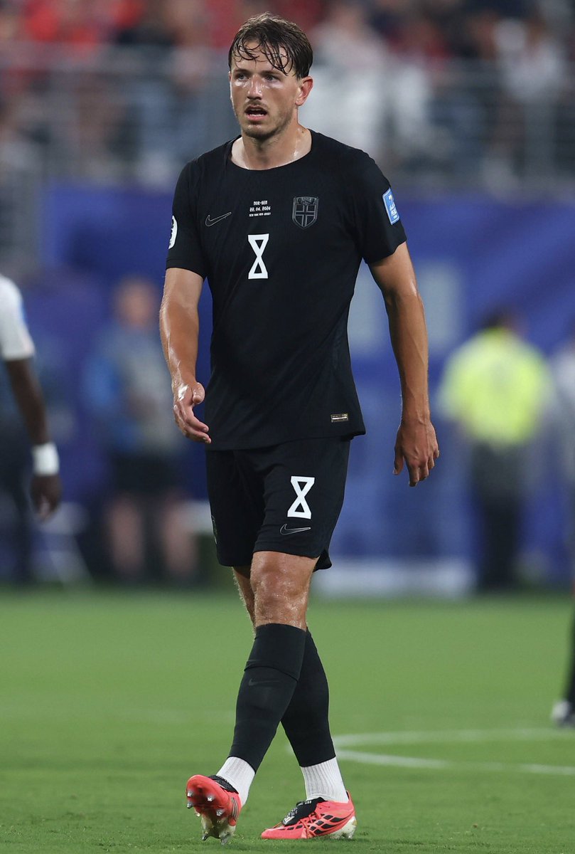centredevils's tweet photo. 🚨🚨🌕| NEW: Sander Berge is still an opportunity, even though Manchester United have looked at other options recently. 

[@JacobsBen, United Stand] https://t.co/uZzMdP6JgQ