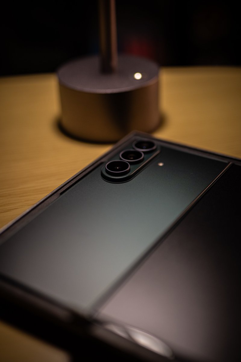 AoNext_Beatris's tweet photo. 𝙈𝙮 𝙣𝙚𝙬 𝙜𝙚𝙖𝙧...
Galaxy Z Fold8 Ultra！！
限定の深緑がかっこよい😎✨
昨日の夜急いで移行して今日使ってみたけど、めっちゃデカくなったのに軽いし持ちやすいしで最高🫶
でも1番良かったのはウォレット関連のタッチ位置が端末の下から上に移ったことꉂ🤣𐤔
ずっとやりにくかったんよ😂 https://t.co/M1JVSIJO6w
