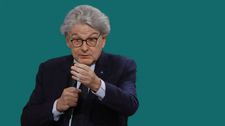 VictorSinclair3's tweet photo. Coucou @gouvernementFR 
Puisqu'en ce moment, vous êtes très à cheval sur les ingérences étrangères (et je vous en félicite), j'aimerais signaler cet individu de nationalité sénégalaise, qui prend régulièrement position sur des dossiers qui concernent la France et l'UE... https://t.co/kEqH6n6oYz
