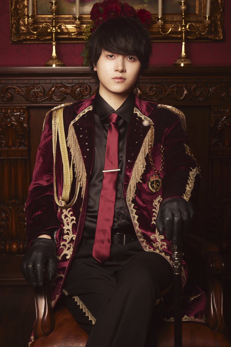 LastPrince1222's tweet photo. ✨新アー写公開✨

👑JUNYA👑

担当: ボーカル王子
カラー: スモーキーホワイト

#LastPrince #ラスプリ　
#君の最後の王子様 https://t.co/S52kSJRbmU