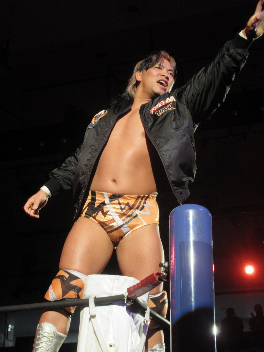 njpw_ryoheioiwa tweet picture