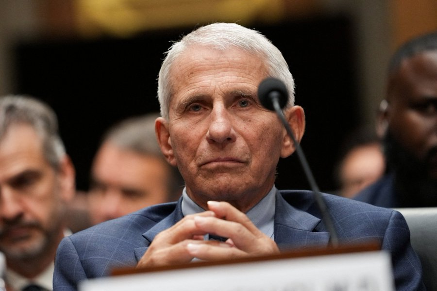 JimFergusonUK's tweet photo. 🚨 BREAKING: FAUCI VOTED IN CONTEMPT OF CONGRESS.

The Senate Homeland Security Committee has voted to hold Dr. Anthony Fauci in contempt of Congress after he invoked the Fifth Amendment more than 100 times during questioning about the COVID response.

The accountability battle has entered a new phase.

🎥👇