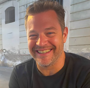 A1Tay____'s tweet photo. $PINS has hired David Blincoe as its new global head of content.

The appointment strengthens $PINS’ focus on content, creators and platform engagement while supporting its broader monetization strategy.

#PINS #Pinterest #SocialMedia #Content https://t.co/e08uHg4fSs