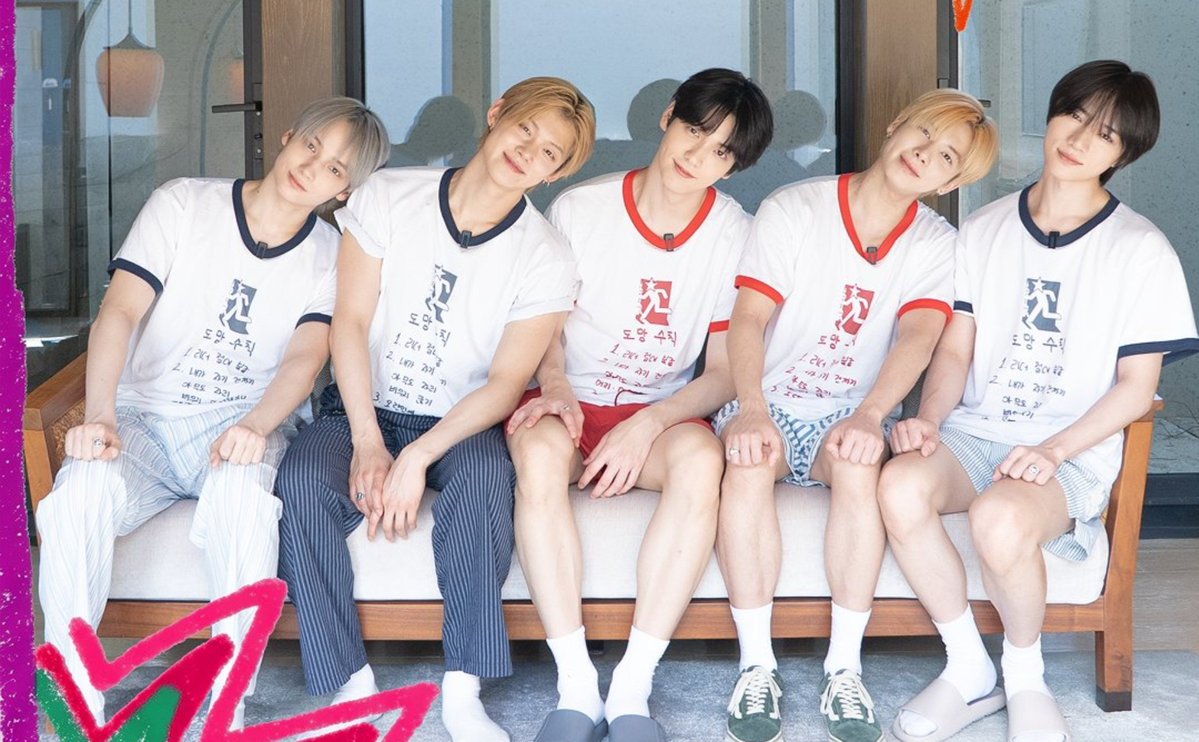 beomilog's tweet photo. we're gonna be together in every tomorrow that comes 🥺 https://t.co/v4lHjootAr