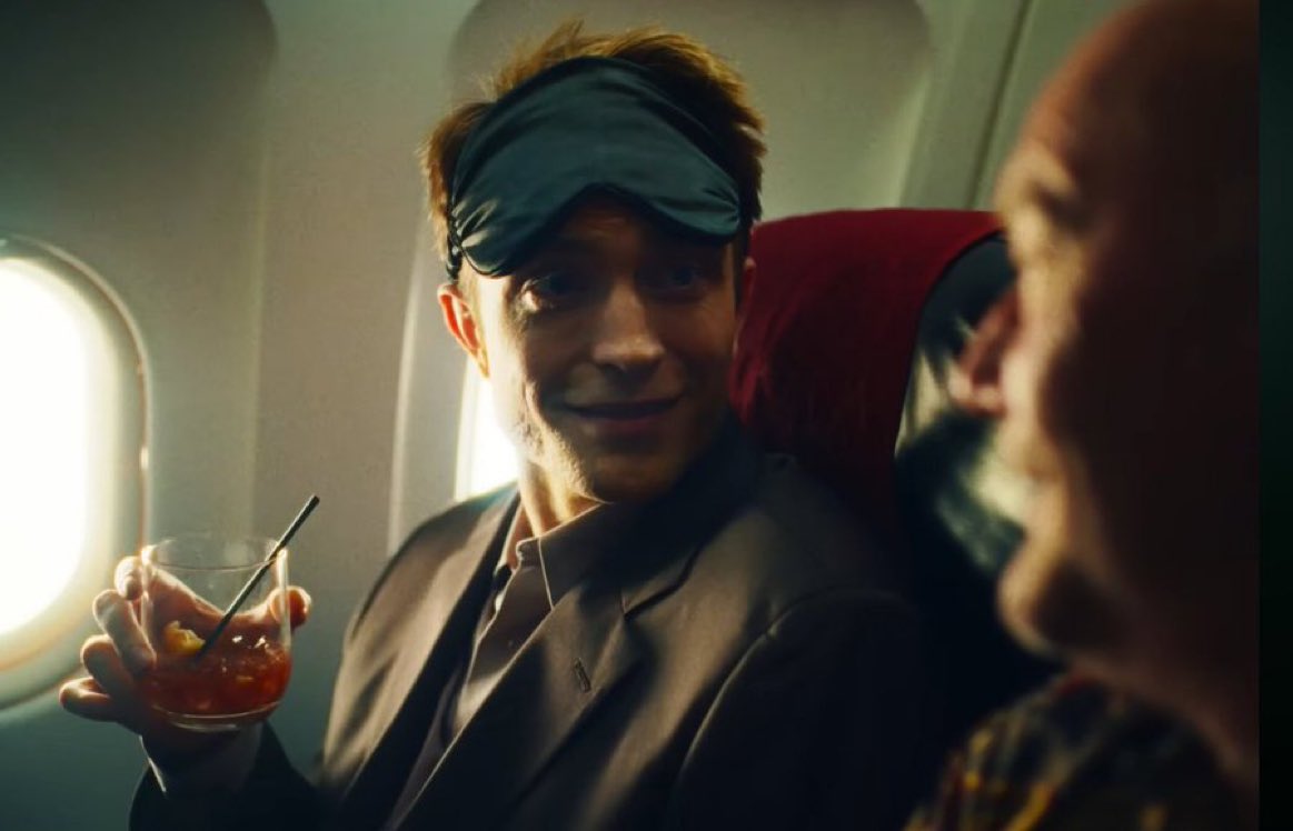 fraudcinephile's tweet photo. this is exactly how i look when i travel btw https://t.co/pJkaFjULh3