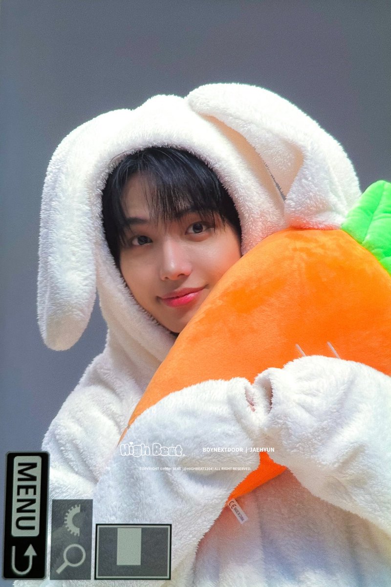 HighBeat1204's tweet photo. 260806
🐰🥕
#BOYNEXTDOOR #보이넥스트도어
#명재현 #JAEHYUN https://t.co/UhU8aJjko2