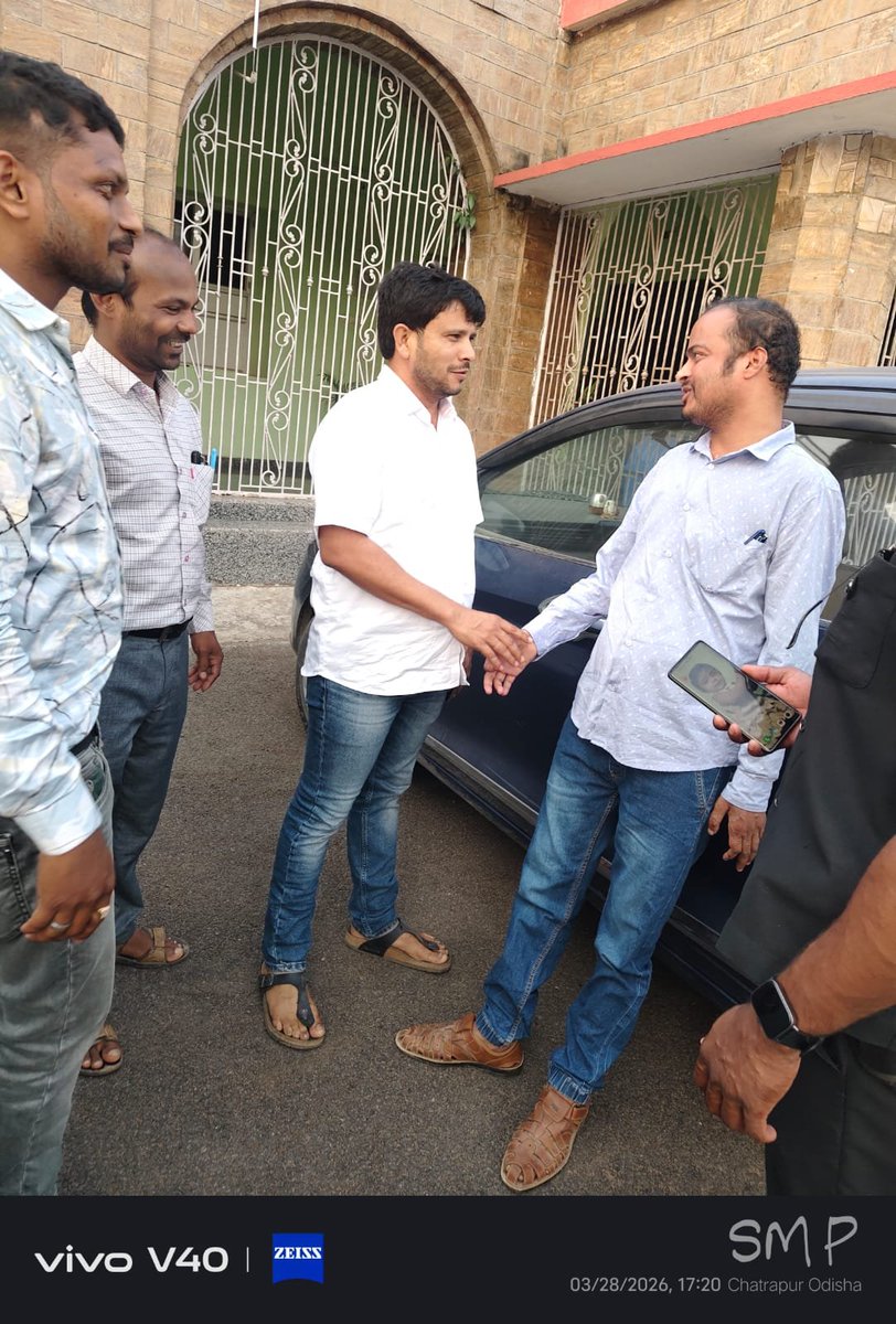 SumantaCharchi's tweet photo. ଆମର ପ୍ରିୟ ଛତ୍ରପୁର ବିଧାୟକ, ଜନପ୍ରିୟ ଯୁବନେତା **ଶ୍ରୀ କୃଷ୍ଣ ଚନ୍ଦ୍ର ନାୟକ (ଭାଇନା)**ଙ୍କୁ ଜନ୍ମଦିନର ପବିତ୍ର ଅବସରରେ ହାର୍ଦ୍ଦିକ ଶୁଭେଚ୍ଛା ଓ ଅଭିନନ୍ଦନ। 
ମହାପ୍ରଭୁ ଶ୍ରୀଜଗନ୍ନାଥଙ୍କ ଅସୀମ କୃପାରୁ ଆପଣ ସଦା ସୁସ୍ଥ, ସୁଖୀ, ଦୀର୍ଘାୟୁ ଓ ଯଶସ୍ୱୀ ରୁହନ୍ତୁ। ଜନସେବା ପ୍ରତି ଆପଣଙ୍କ ବିକାଶମୂଳକ ଚିନ୍ତାଧାରା ଆହୁରି ସୁଦୃଢ଼ ହେଉ https://t.co/dN2CvJUepX