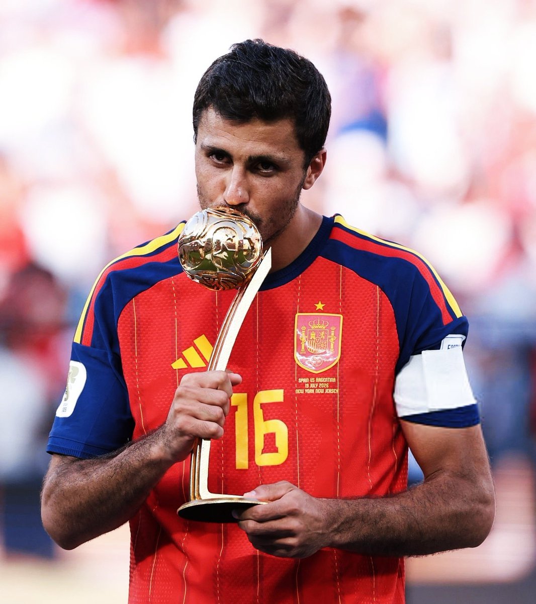 VibesFoot's tweet photo. 🔴🔴💣 𝗥𝗘𝗧𝗢𝗨𝗥𝗡𝗘𝗠𝗘𝗡𝗧 𝗗𝗘 𝗦𝗜𝗧𝗨𝗔𝗧𝗜𝗢𝗡 : 𝗥𝗢𝗗𝗥𝗜 🇪🇸 𝗔 𝗗𝗢𝗡𝗡𝗘́ 𝗦𝗢𝗡 𝗙𝗘𝗨 𝗩𝗘𝗥𝗧 𝗣𝗢𝗨𝗥 𝗥𝗘𝗝𝗢𝗜𝗡𝗗𝗥𝗘 𝗟𝗘 𝗕𝗔𝗥𝗖̧𝗔 ! 𝗜𝗟 𝗔 𝗖𝗛𝗢𝗜𝗦𝗜 𝗕𝗔𝗥𝗖𝗘𝗟𝗢𝗡𝗘 ! 🤯💙❤️

🗞 @gerardromero https://t.co/RsyzUfVIRN