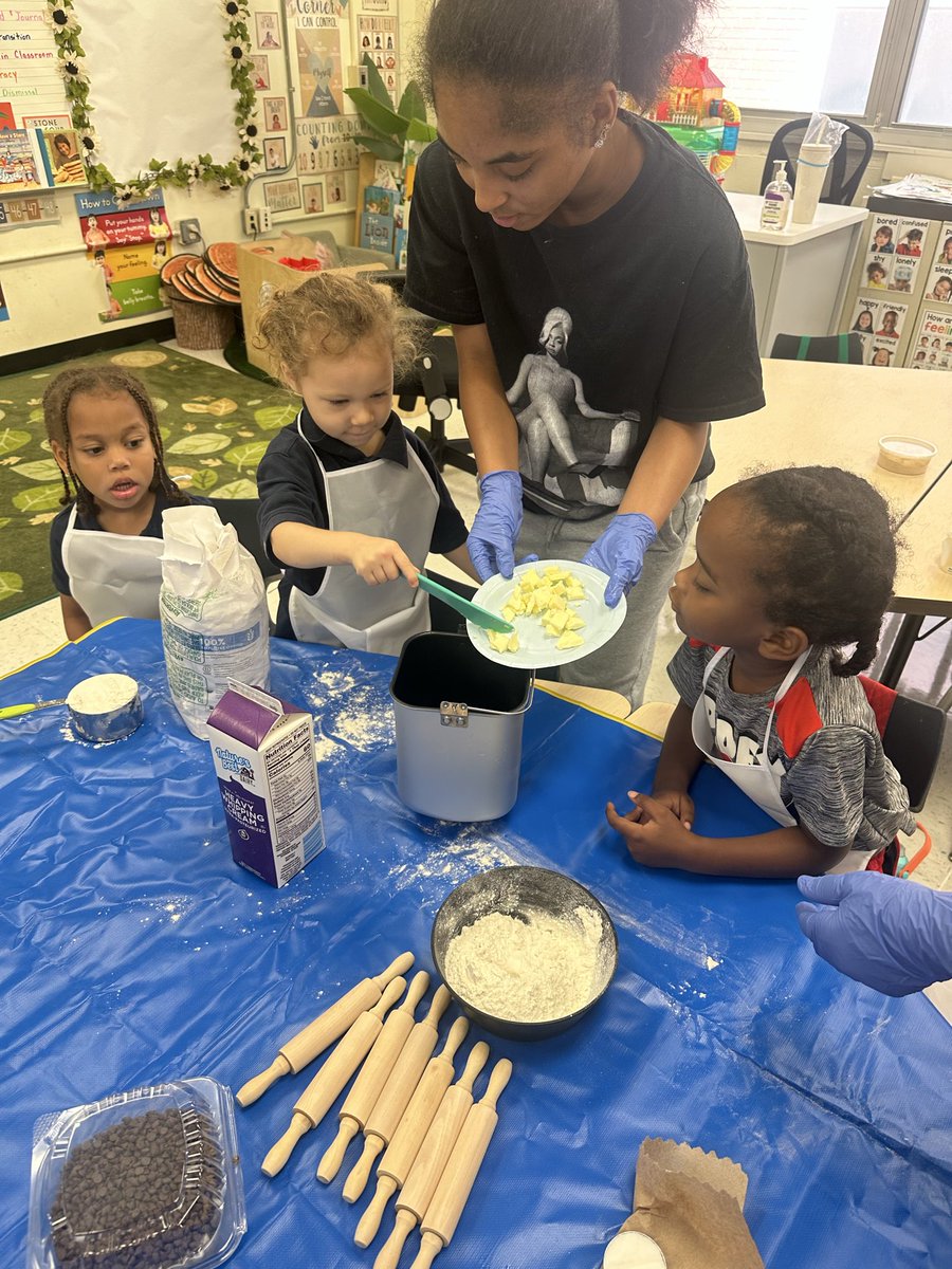 IndiaWitcher's tweet photo. Every day is an opportunity to explore, discover, and learn. 📚
    #FPCSCH #FriendshipsJourneyto30 #OneFriendship #AspireMore https://t.co/TmNyZcOduO