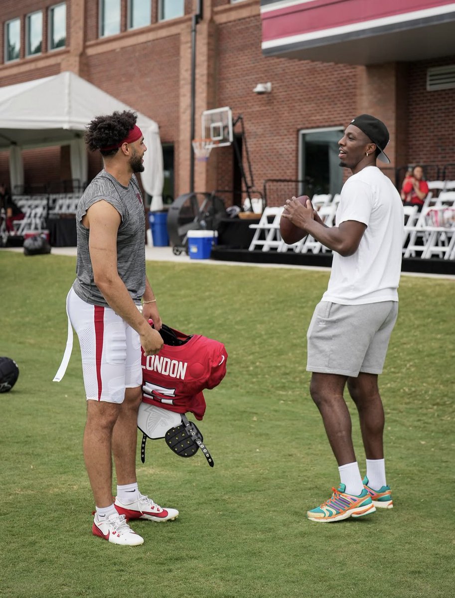 RiseForAtlanta's tweet photo. Atlanta runs deep. 🤝 https://t.co/lJp3wZG3Pw
