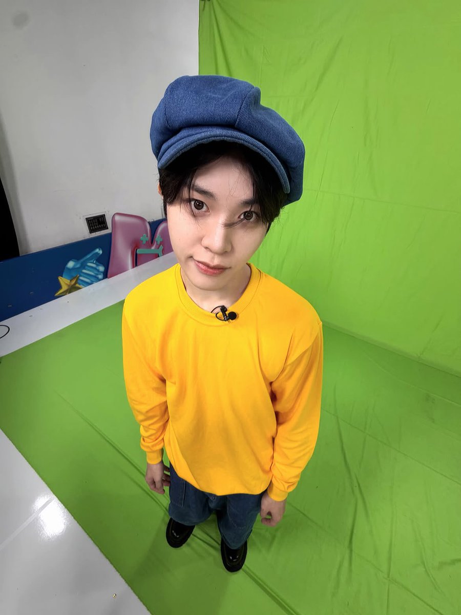 koizzxng's tweet photo. 아오 너무 귀여워🫳🫳 https://t.co/Ye1x7ZaN5T