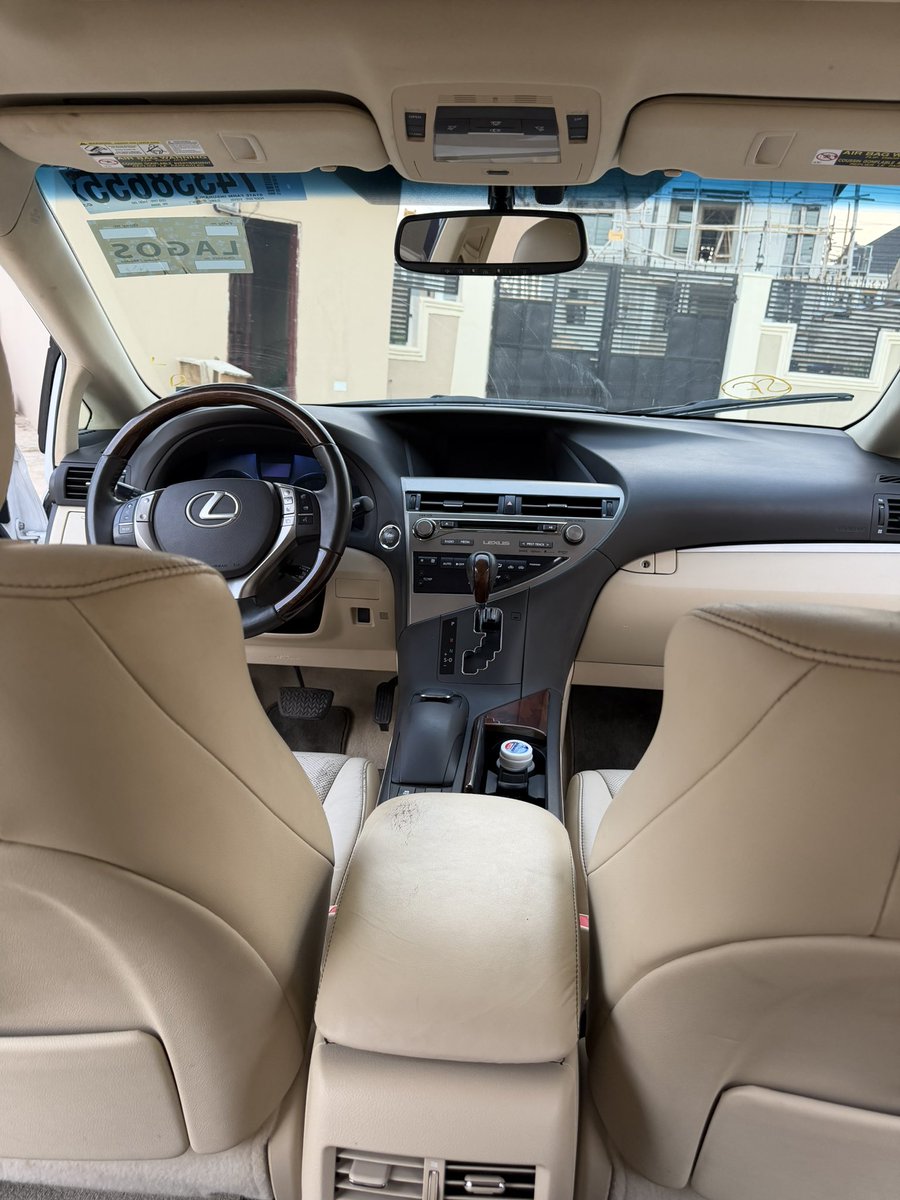 Umarnla's tweet photo. Lexus RX 350 2015 AWD For sale. 

Custom: April 2026

Location: Ibadan 

Price: N24.5m

#CarsForSale #rx350 #lexusrx350 #lexus https://t.co/RMTgenqT3l
