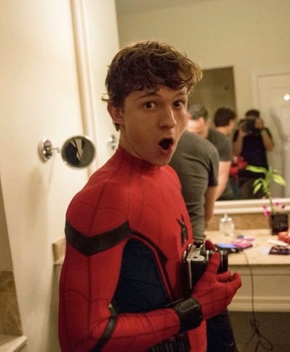 tozierisms's tweet photo. top 3 spideytom pics #ToMe https://t.co/oK0Lh6gI3F