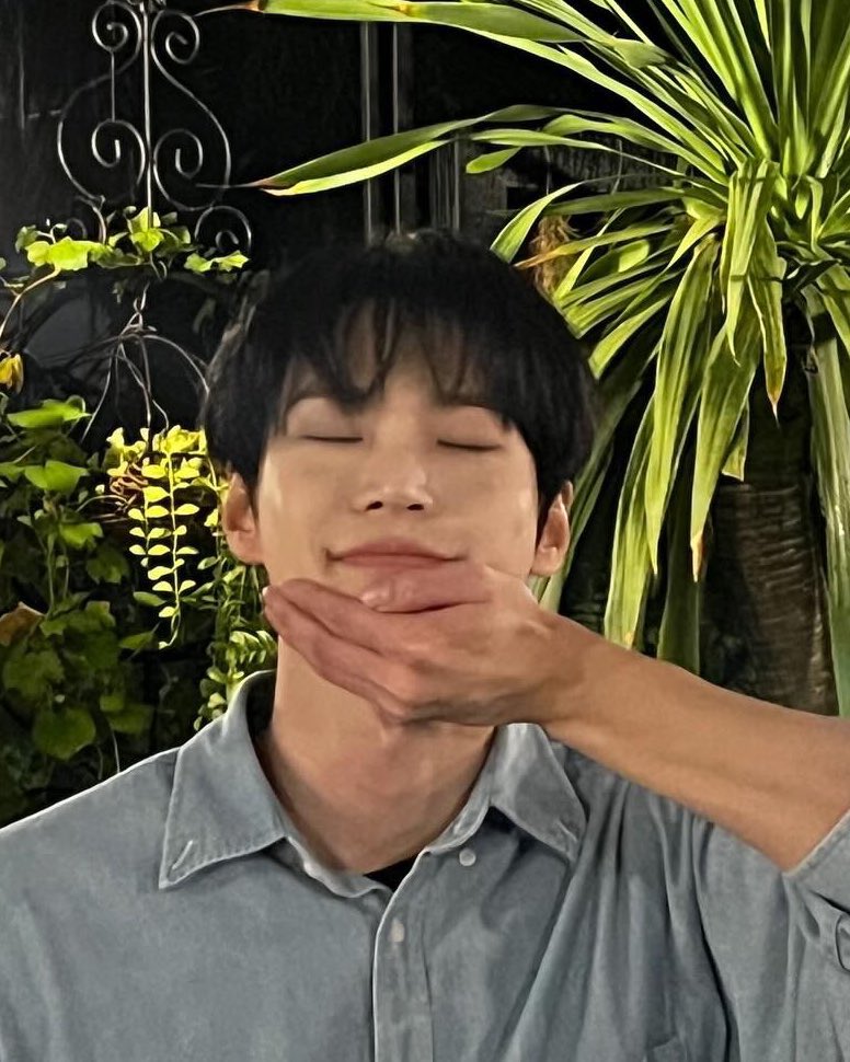 optimusxbaifern's tweet photo. 🗣️ : แก้มอ้วนหนักม้ายยยย
🐰 : ม่ายยหนักกก https://t.co/udOVALZ5hA