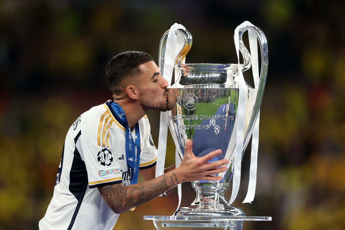 LigadeCampeones's tweet photo. ¡Muchas felicidades a @DaniCeballos46! 🎉🎉

#UCL https://t.co/zpJxdNyc4u