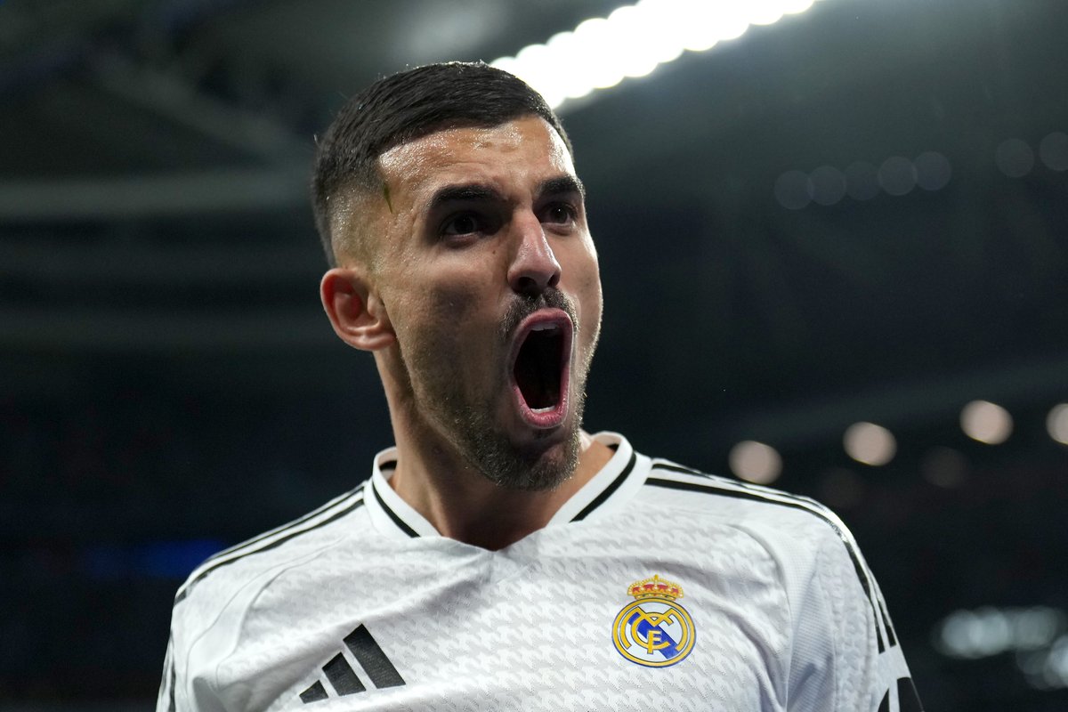 LigadeCampeones's tweet photo. ¡Muchas felicidades a @DaniCeballos46! 🎉🎉

#UCL https://t.co/zpJxdNyc4u