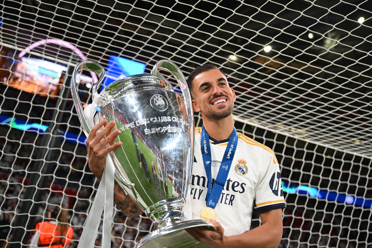 LigadeCampeones's tweet photo. ¡Muchas felicidades a @DaniCeballos46! 🎉🎉

#UCL https://t.co/zpJxdNyc4u