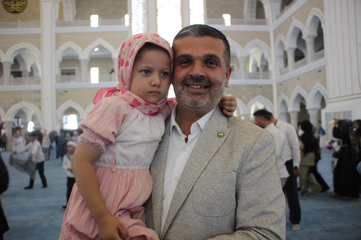 antephudapar's tweet photo. İl Başkanımız Sayın Mustafa Kaya, Şahinbey İlçe Başkanımız Abdulhekim Övet ve Şehitkamil İlçe Başkanımız Adem Kılınç, Gaziantep Peygamber Sevdalıları Derneği tarafından düzenlenen Yaz Okulları Final Programı'na katıldılar. 

Geleceğimizin teminatı olan evlatlarımızın manevi ve ahlaki gelişimine katkı sunan bu anlamlı programda emeği geçen herkese teşekkür ediyor, çalışmalarının hayırlara vesile olmasını diliyoruz.
#HÜDAPAR #Gaziantep  #YazOkulları #Neslinİhyası