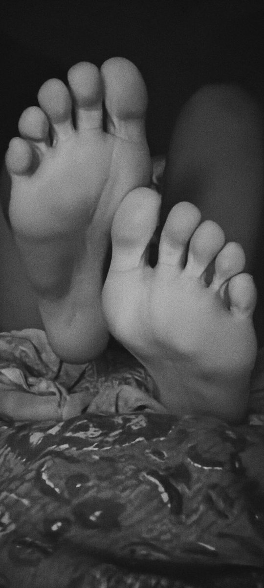 isaxisxisxis's tweet photo. Você já acordou e ainda não me serviu.Isso me irrita. Manda o café da manhã agora e me conta o que sentiu ao pagar.
🏧
https://t.co/dejRLE1QT5
🔑13978167372
.
.
.
.
.
.
.
.
.
.
.
.
.
.
.
.
#findom #paypig #corno #podolatria #cashslave #otario #capacho #findomme #findombr #cuckold https://t.co/Vf2dNMZQFS
