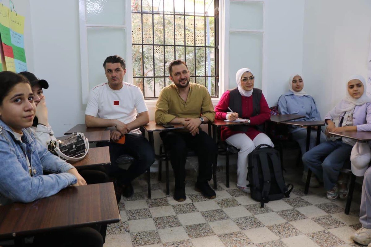 monzersallal's tweet photo. Proud to see the Riyada Center, managed by Space of Hope in partnership with @StabUnit (SSU), supporting adolescents returning to Syria through catch-up education, interactive learning, and creative activities.

Investing in youth today means building a stronger Syria tomorrow. https://t.co/H4BSPurUf8