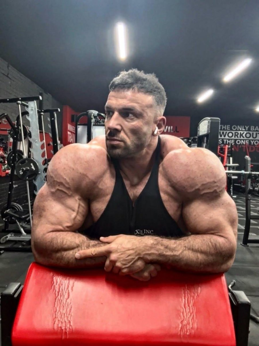 Richard_flbbpro's tweet photo. Zapped energy between sets! Leaning on anything and everything. 💤

JOIN US ON TELEGRAM 👇👇👇👇👇 

https://t.co/vJaBIgfEGi https://t.co/MIcKmm5VzE