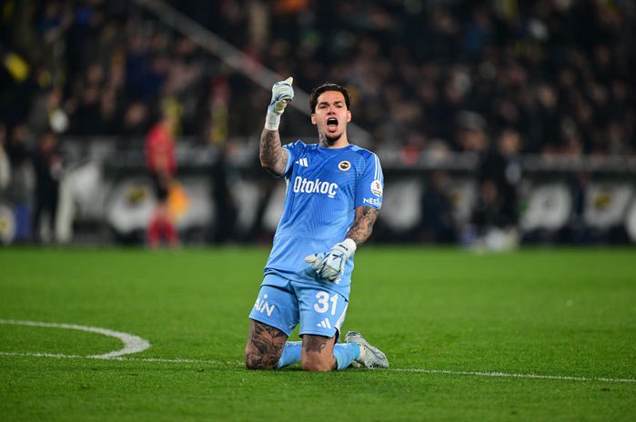 serciohalaolu's tweet photo. 🚨 ÖZEL HABER | Ederson Fenerbahçe’ye 27M€ kazandırarak Juventusa transfer oluyor. 👀✈️ https://t.co/8P34AzrGwk