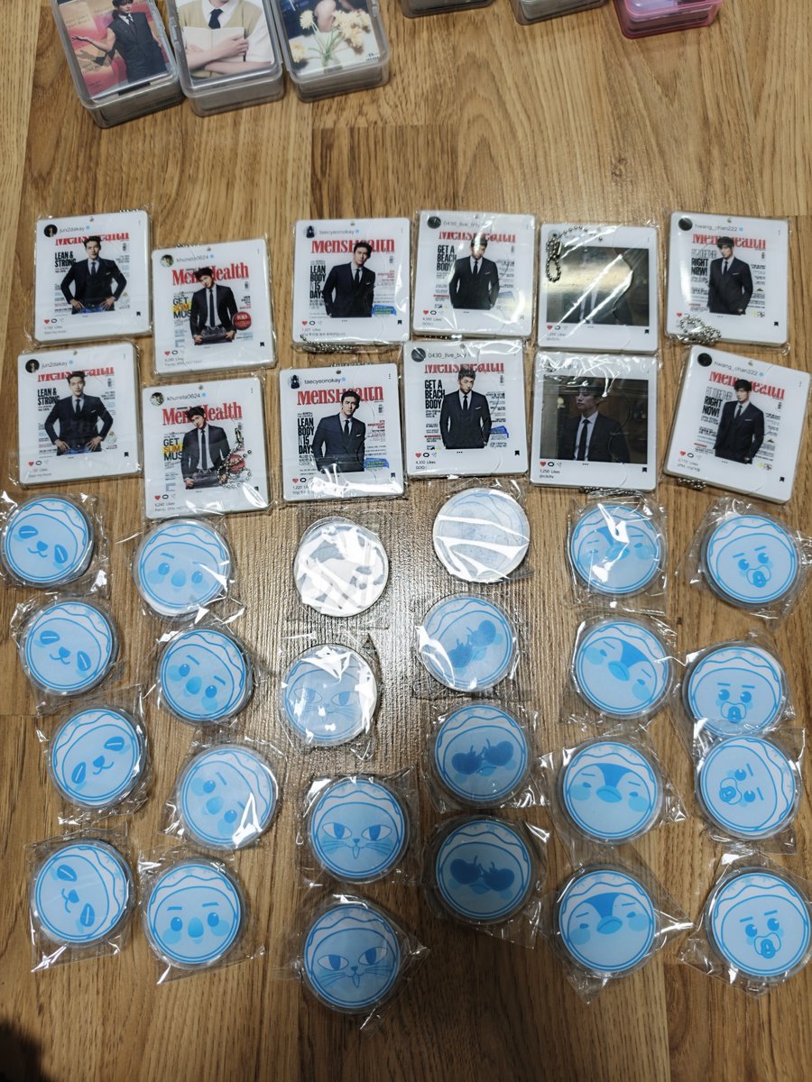 wooyoungbabe430's tweet photo. You could ask me for freebies😚😎😎 https://t.co/5QDDRGxjBi