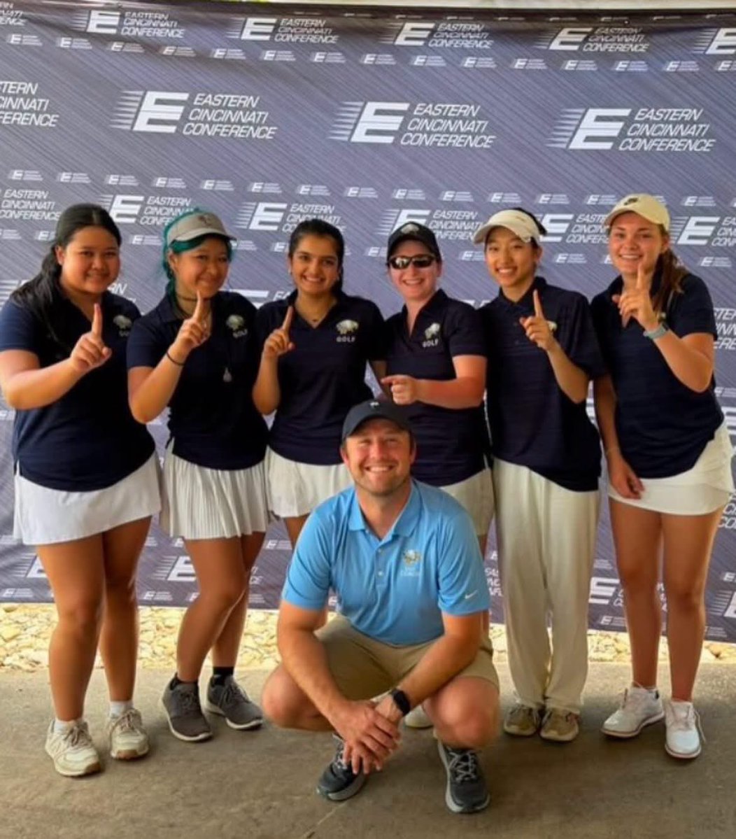 walnutathletics's tweet photo. A season opener win AND an ECC Preseason Tournament title in a 3-day span? ๐ฎโ๐จโณ๏ธ
Girls Golf Team understood the assignment. ๐
The Eagles are off to a blazing start, and this is only the beginning. ๐ฅ๐ฆ
#SwingLikeAGirl #EverybodyWatchesWomensSports #LetsGoNuts https://t.co/SbVYHwqcAy