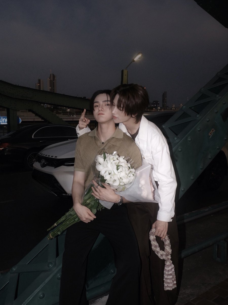 thee_trwt's tweet photo. จุ๊บแมวไม่มี เอาจุ่มแมวไปก่อนน้าา🐈‍⬛ @themephubeth7 
#theeteerawat https://t.co/xZos4ZKEZo
