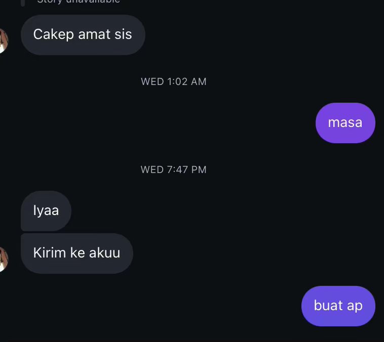 exulanseiz's tweet photo. Tapi hatiku sudah tertunduk di hadapanmu https://t.co/g2CtJU85Sq