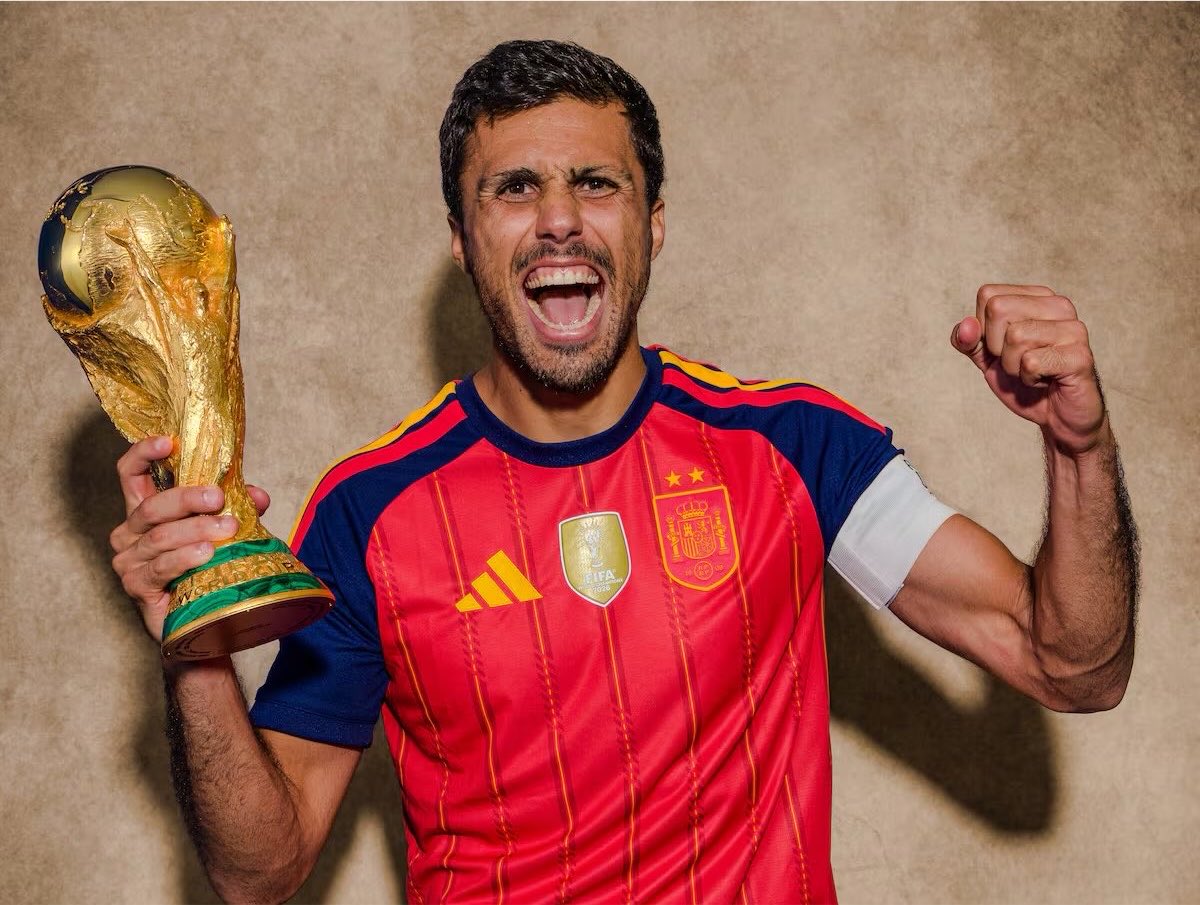 ReshadRahman's tweet photo. 🚨☎️ BREAKING: Rodri wants Barcelona! @FabriceHawkins #Transfers 🇪🇸🔵🔴✅ https://t.co/6ob4Mb35QO