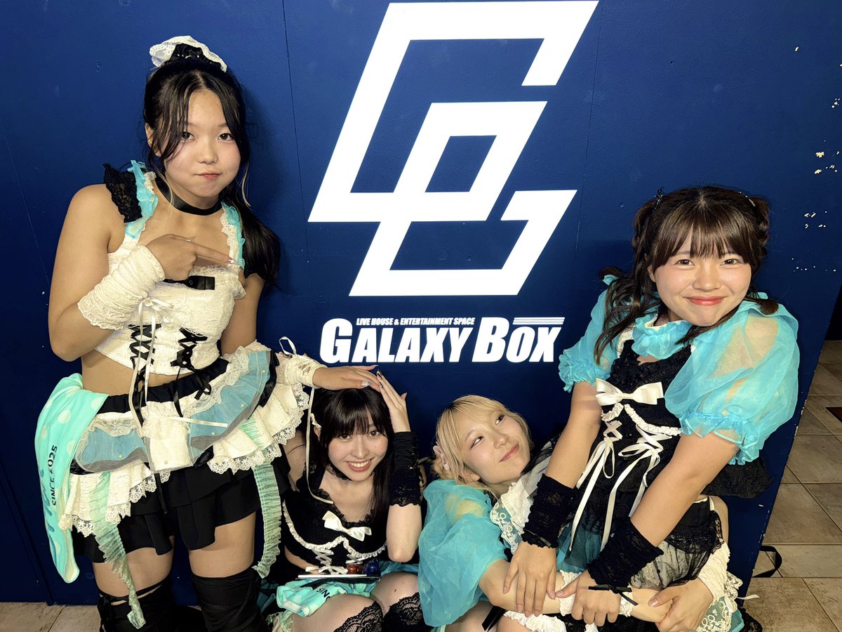 chitchat_916's tweet photo. 『ギャラボアイドルコレクションVol.1』ありがとうございました‼️

Fleur Basketさんも共演2回目とは思えないほど仲良くして下さり感謝🙏
またご一緒する時はよろしくお願いします🫶

NEXT👉👉8/7(金) 19:00-
『Camellia LIVE.835〜Crews of CamelliA×Chit Chat 2MAN LIVE!』

#chitchat #ちとちゃ https://t.co/qvdz4IhCNw