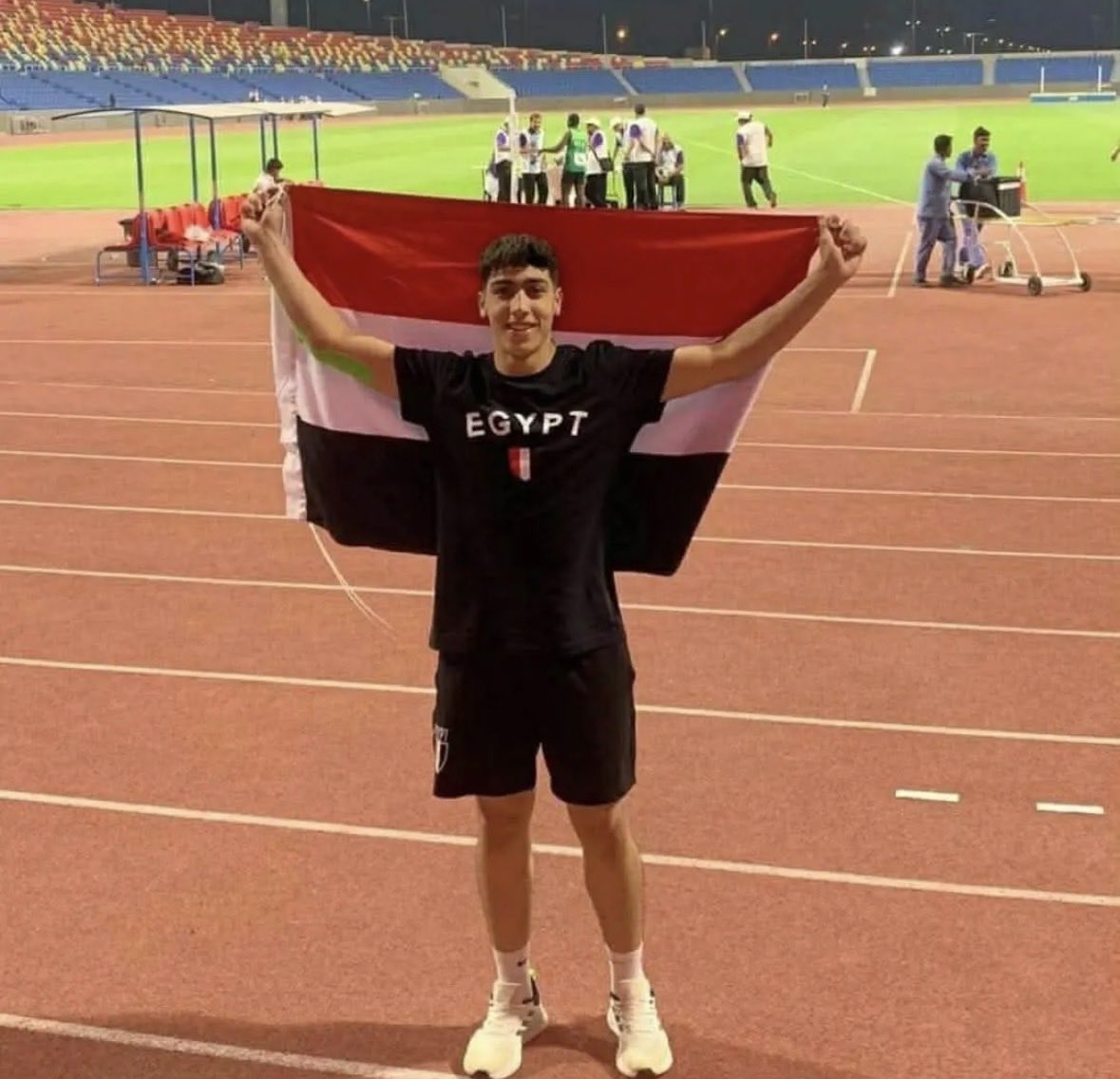 AEltolib's tweet photo. نجوم مصرية في سماء البطولات العالمية
🚨 بطل جديد يطرق أبواب التاريخ! محمد أسامة إلى نهائي بطولة العالم بعد أداء استثنائي في رمي الرمح. الآن لا نريد إلا نهاية واحدة… 🇪🇬🥇🔥 الذهب 🏆#مصر_أولًا https://t.co/saw6FcpyI3