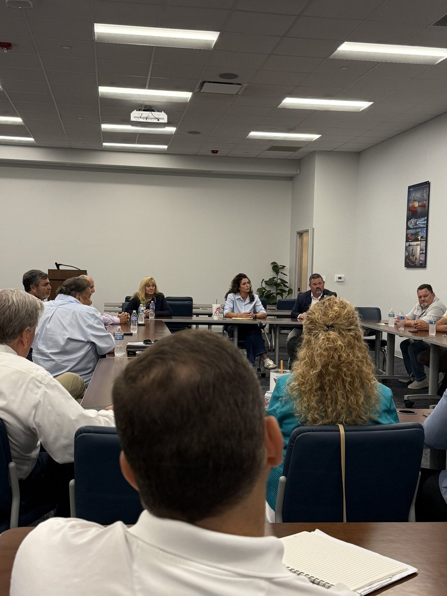 jbletlow's tweet photo. 📍TERREBONNE PARISH

Terrebonne Parish is where Louisiana's energy and maritime strength come together. 

It was a privilege to spend time with the people whose hard work has made this parish a cornerstone of Louisiana's economy. In the U.S. Senate, I'll never stop fighting to make sure these industries remain a top priority.