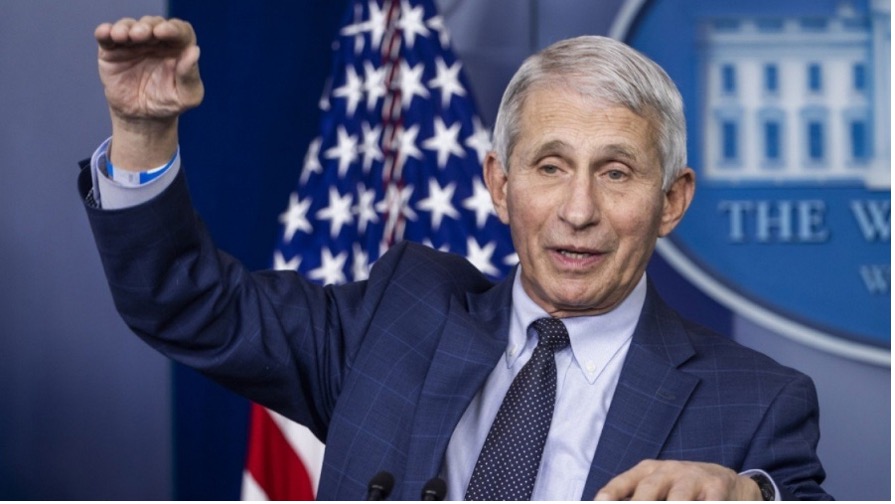 RealPNavarro's tweet photo. 🧵Congress is finally holding the false idol Fauci in contempt. Good.

He was the highest-paid bureaucrat in America—making $480k a year, more than the President—all while crushing the economy and locking down Americans.

But that still wasn’t enough for him.

The receipts are out. And his emails don’t lie.

No more hiding behind the lab coat.