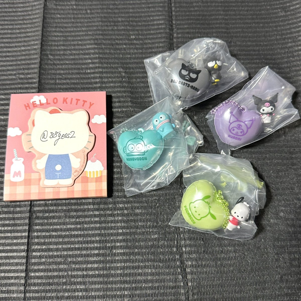 88gees2's tweet photo. サンリオ バルーンポップチャーム＆グミ 交換 譲渡

譲：クロミ  ポチャッコ 
       ハンギョドン  ばつ丸

求：キティ  定価＋送料

郵送での交換希望です！
お気軽にお声掛けください🙇🏻‍♀️ https://t.co/nSlr4xI5uV