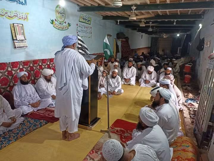 HaqyrM's tweet photo. جمعیت علماء اسلام ضلع لکی مروت، جمعیت علماء اسلام تحصیل سرائے نورنگ کا مشترکہ تنظیمی دورہ ویلج کونسل کوٹ کشمیر، چندوخیل
جس میں ضلعی اور تحصیل قائدین شریک ہیں
#TeamJUILakkiMarwat
#Juiupdates
#JUIDigitalMediaKP
#JUIDigitalMedia
#TeamJUIKP
#TeamJUIPak https://t.co/XaYfMRsegE