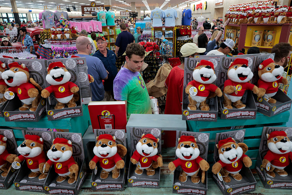 rodryanshow's tweet photo. https://t.co/laDG3NYgxJ Buc-ee's Continues Legal Battle With Another Trademark Lawsuit. https://t.co/B6bI8bHp7k