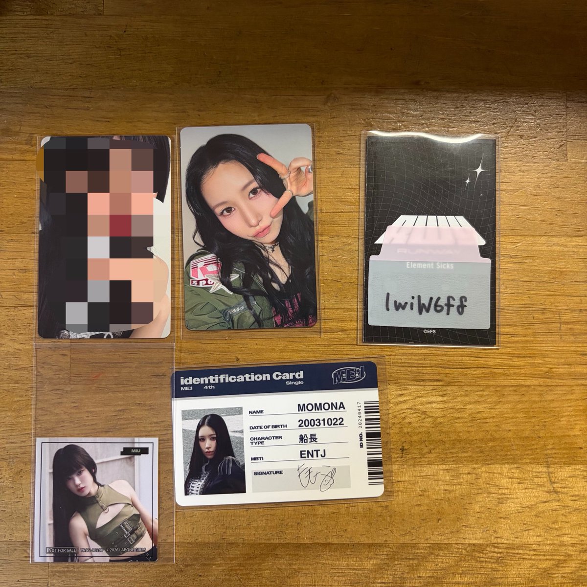 1wiW6f8's tweet photo. ME:I 花咲く道 トレカ 交換

譲 : 笠原桃奈 ID トレカB 
       櫻井美羽 ステッカー

求 : 海老原鼓 同種 2枚目

郵送交換希望📮

#ME_I_交換 #ME_I交換 https://t.co/tQpxCtDsxt