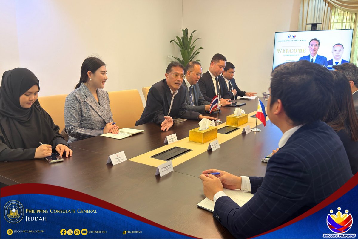 PHinJeddah's tweet photo. Consul General Rommel Romato welcomed the Consul General of Thailand and the Thailand Labour Office delegation to discuss labor welfare, share best practices, and strengthen cooperation for the benefit of migrant workers in Saudi Arabia. 🇵🇭🇹🇭

# PHinjeddah https://t.co/e5THjGPuUD