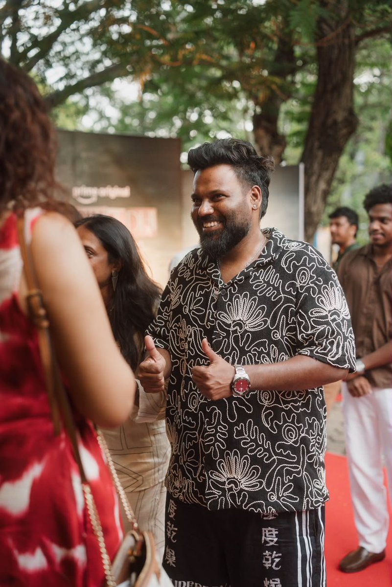 kayaldevaraj's tweet photo. .@simonkking is one of the most underrated music directors out there. His work is always fresh and interesting. Looking forward to what he’s cooked up for #Vadhandhi2

#SimonKKing https://t.co/fMDcKWv6gP