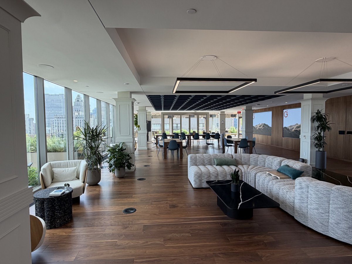 yuris's tweet photo. Our new @generalcatalyst NYC rooftop is 🔥 https://t.co/0Y1eqYcQoJ