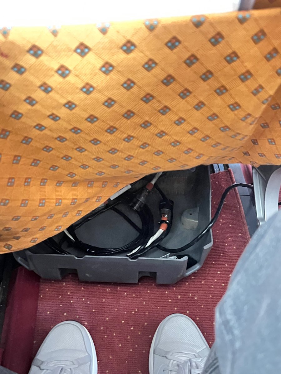 Yashutup's tweet photo. Pay money for Extra Legroom on @airindia and receive DEADLY WIRED Legroom. Live wires, loose boxing, less space and no care. @DGCAIndia kindly look into this. ‼️ https://t.co/wRVajNmxcZ