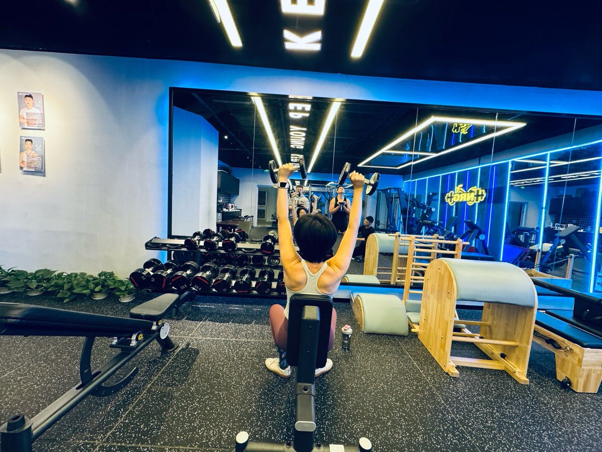 AliceRosew3hf's tweet photo. Just crushed my 30-day fitness milestone by pushing past my limits—growth happens when you step outside what’s comfortable. #ChallengeAccepted #PushYourBoundaries https://t.co/EXyqxDvulL